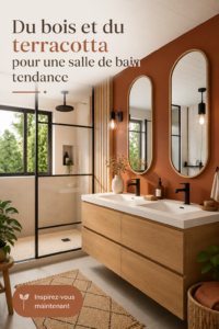 Salle de bain avec revêtements en bois et accessoires en terracotta