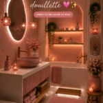 Une salle de bain cosy avec des éléments décoratifs en rose