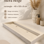 Double vasque beige moderne dans une salle de bain élégante