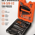 Set de douilles Bahco sur un bureau de bricolage