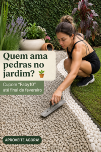 Jardin décoré avec des pierres naturelles, offrant une ambiance paisible.